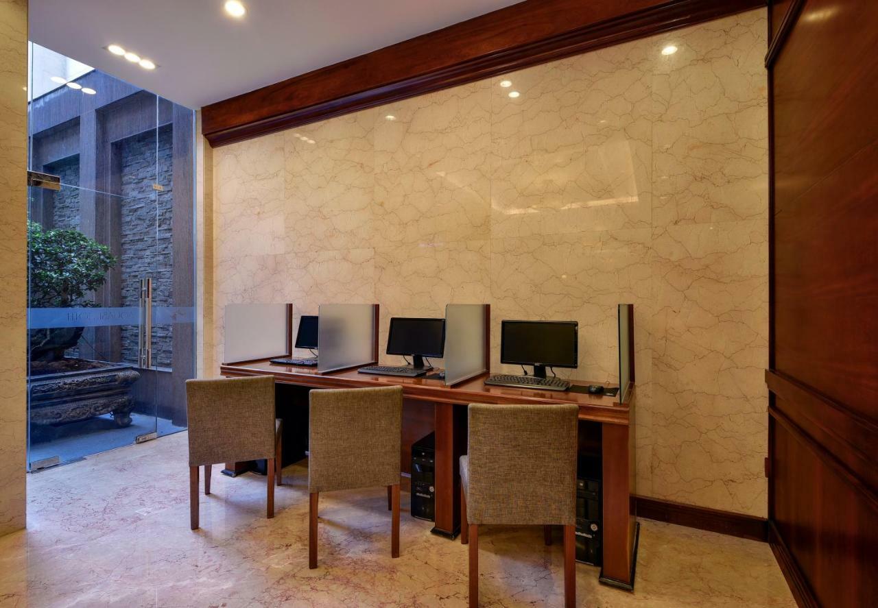 Aquari Hotel Ho Chi Minh City Exterior photo